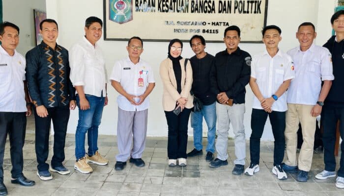 Bawaslu Kota Bima Gandeng Kesbangpol, Sasar Pemilih Pemula Sejak Kelas IX