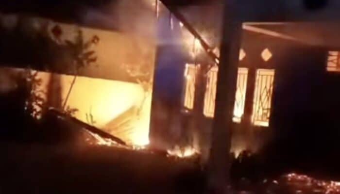 Kantor Desa Sampungu Terbakar, Dokumen Penting dan Aset Kantor Hangus Dilahap Api