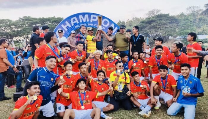 Tundukkan FC Mekar Sari 3-1, Persid Unbim Sabet Gelar Juara Wali Kota Bima Cup I