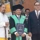 Dari Anak Guru ke Doktor Summa Cum Laude, Kisah Taman Firdaus Menginspirasi