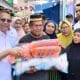 Pemkot Bima Serahkan Bantuan untuk Nelayan Korban Kapal Tenggelam