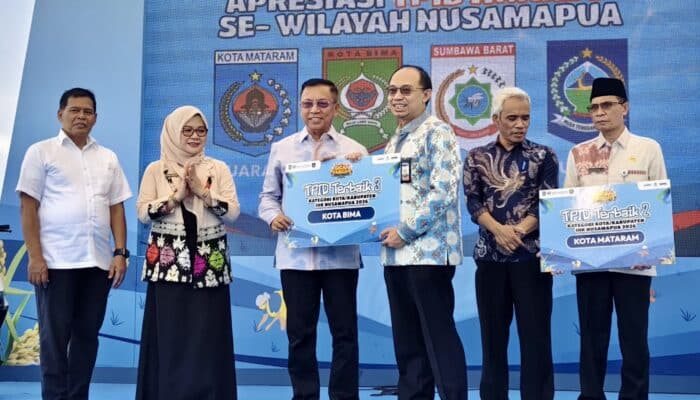 Kota Bima Raih TPID Terbaik 3 se-Nusamapua, Wali Kota Terima Penghargaan dari BI